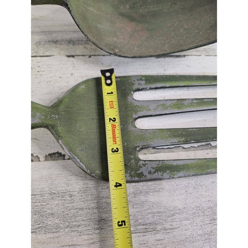 Vintage Style Large Metal Fork and Spoon Wall Decor Set Distressed Green 21" - Picture 3 of 5